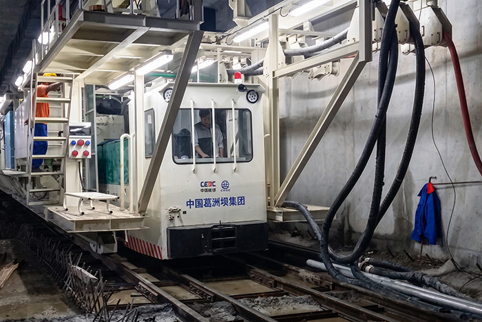 Joining Forces: shaoli 45-Ton Locomotives Contracted by CGGC to Power Wuhan Metro Construction